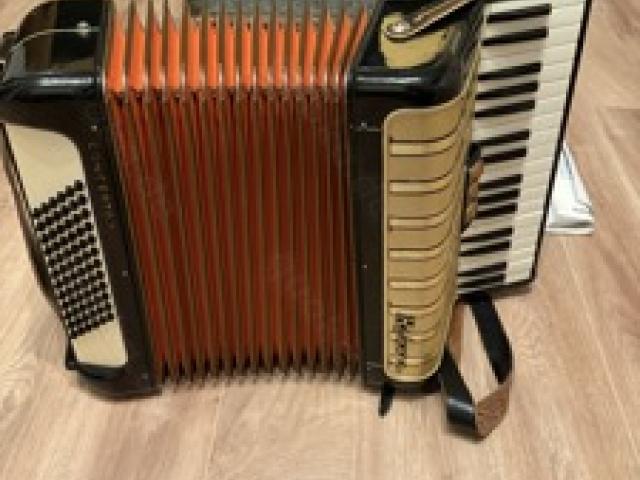 Hohner Concerto II - 1